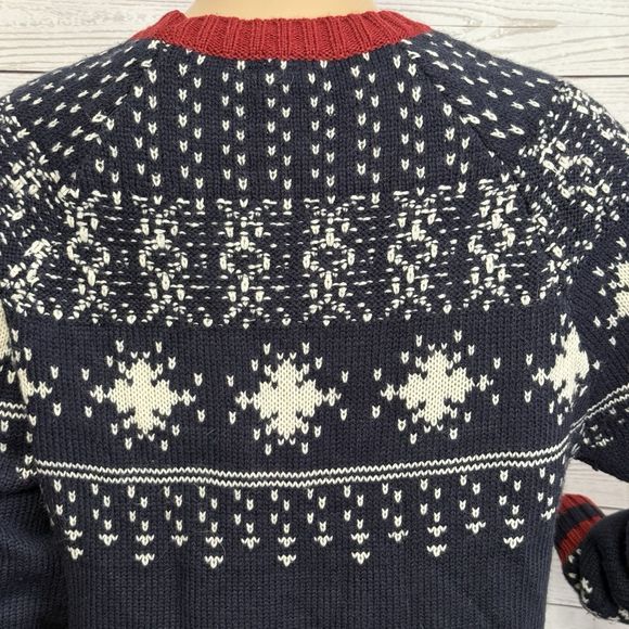 H&M Divided Fair Isle Sweater Small Navy Blue Red White Snowflake Wool Blend - Picture 10 of 12